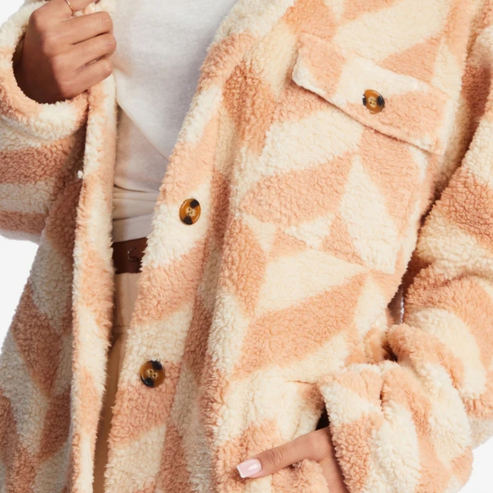 BILLABONG Women's Fairbanks Fleece jacket/teddy bear jacket.